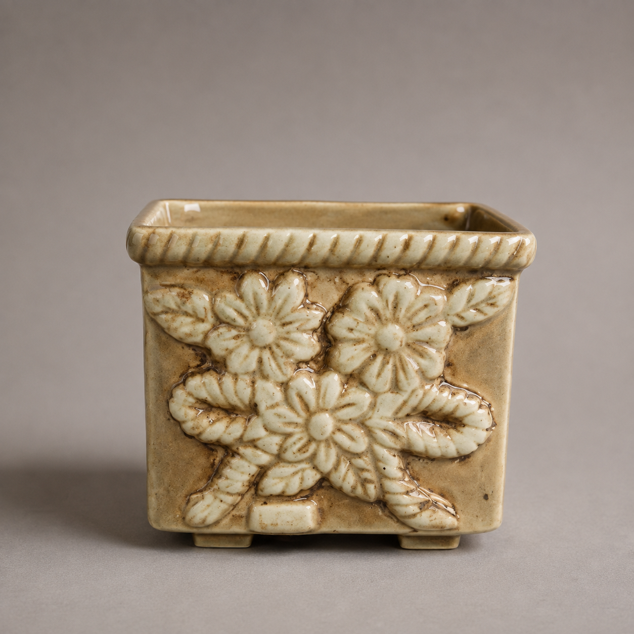 China Square Pot